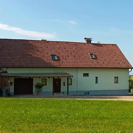 Gaestehaus Am Waldesrand Kremsmünster